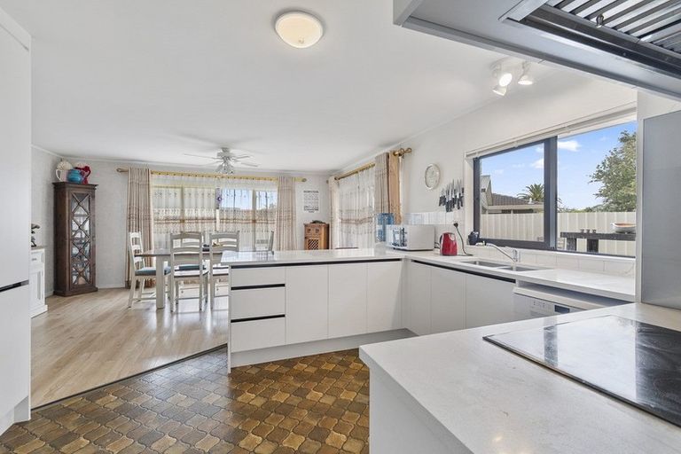 Photo of property in 5 Westholm Way, Pahurehure, Papakura, 2113