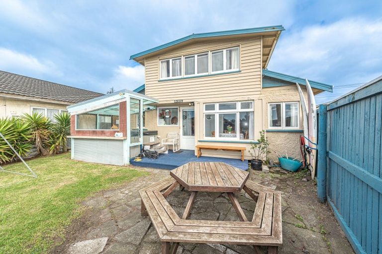 Photo of property in 26 Seafront Road, Castlecliff, Whanganui, 4501