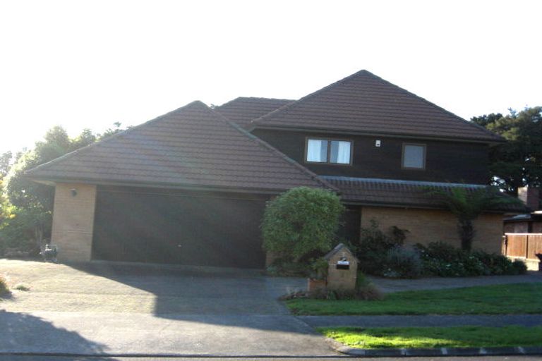 Photo of property in 8 Lemonwood Place, The Gardens, Auckland, 2105