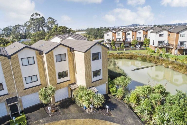 Photo of property in St Claire Village, 80/172 Mcleod Road, Te Atatu South, Auckland, 0610