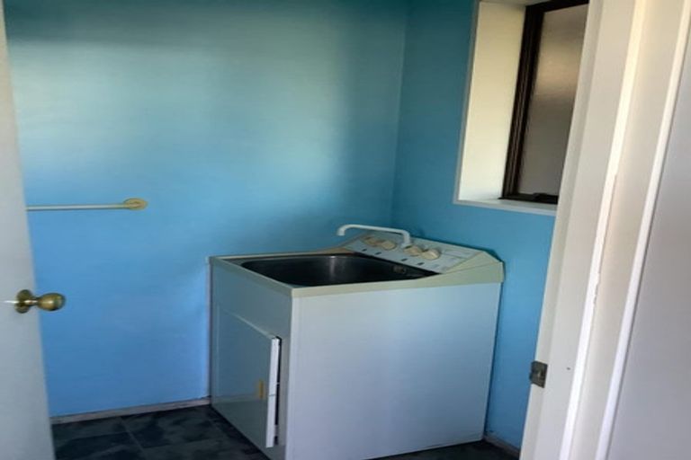 Photo of property in 2 Farm Lane, Parklands, Christchurch, 8083