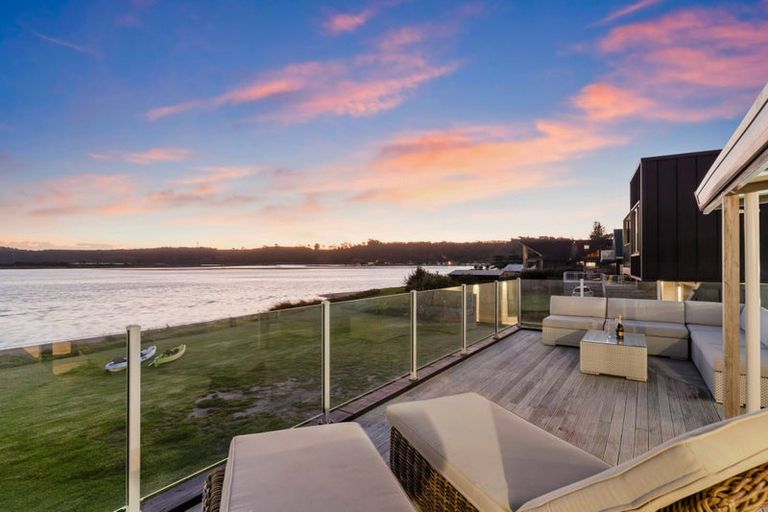 Photo of property in 690 Pukehina Parade, Pukehina, Te Puke, 3189