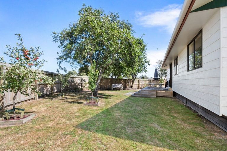 Photo of property in 34 Kowhai Street, Tokomaru, Palmerston North, 4474