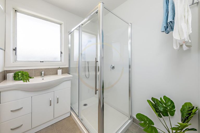 Photo of property in 3 Sandrine Avenue, Clover Park, Auckland, 2019