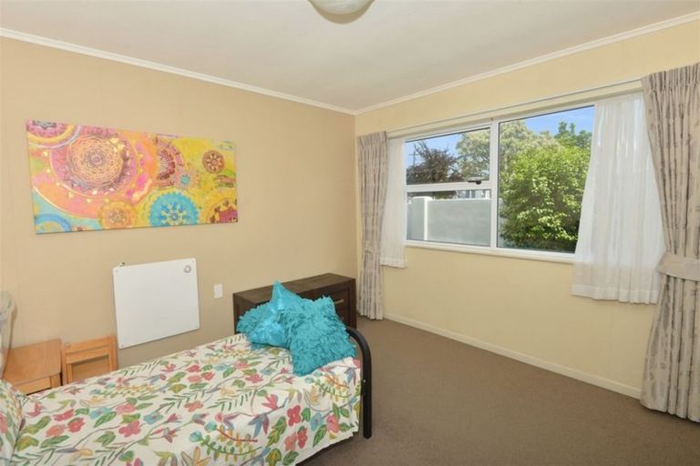 Photo of property in 82 Hatea Drive, Regent, Whangarei, 0112