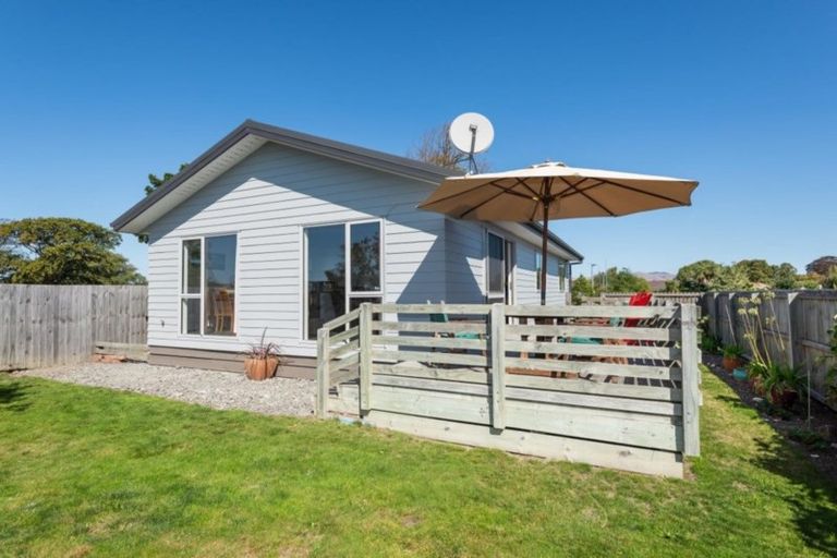 Photo of property in 2 Lake Terrace Road, Burwood, Christchurch, 8061