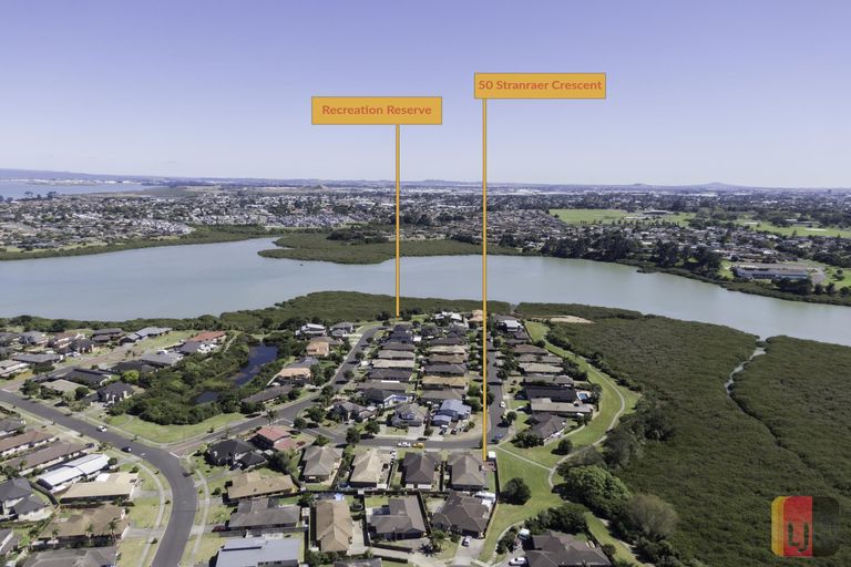Photo of property in 50 Stranraer Crescent, Wattle Downs, Auckland, 2103