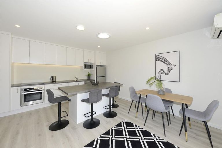 Photo of property in 1/164 Blighs Road, Strowan, Christchurch, 8052