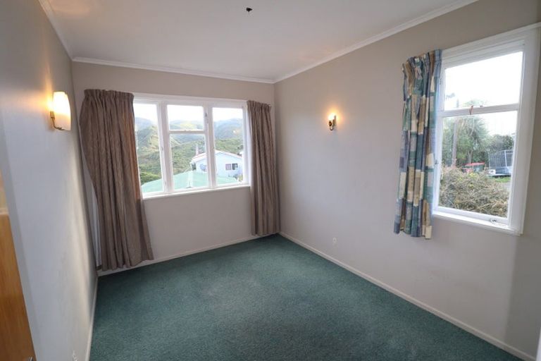 Photo of property in 1a Clinton Way, Kingston, Wellington, 6021