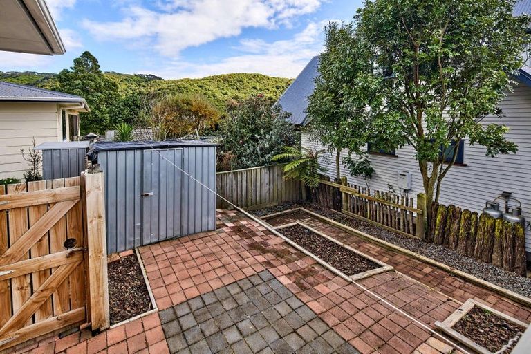Photo of property in 2/11 Te Arawi Street, Takapuwahia, Porirua, 5022