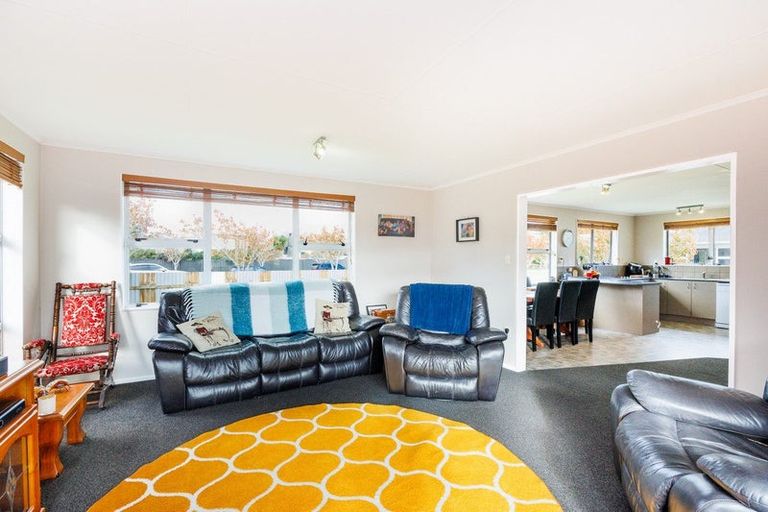 Photo of property in 43 Trent Street, Rongotea, 4476