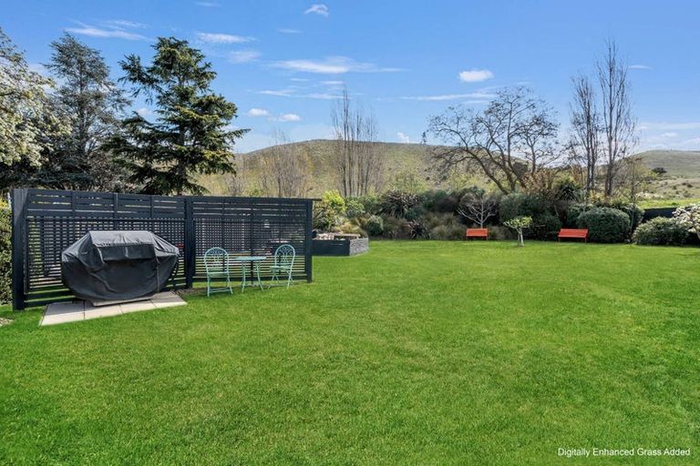Photo of property in 12 Perriam Place, Mount Pisa, Cromwell, 9383