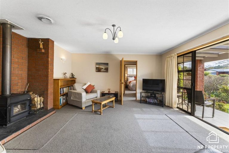 Photo of property in 55 Holyhead Street, Outram, 9019