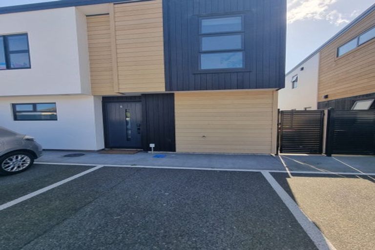 Photo of property in 5/489 Riverside Drive, Fairfield, Lower Hutt, 5011