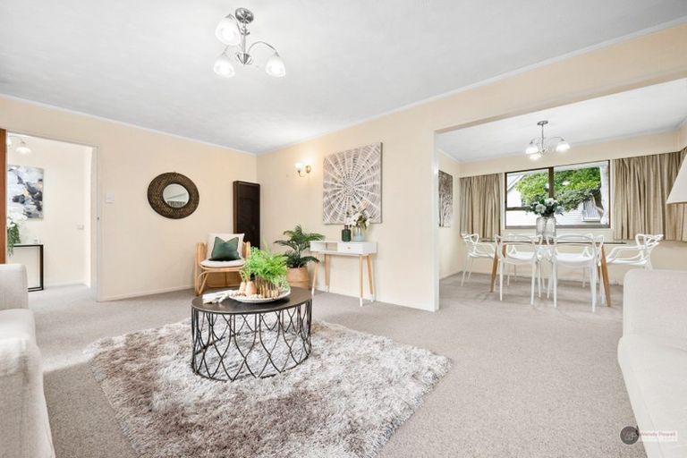 Photo of property in 19a Totara Crescent, Woburn, Lower Hutt, 5010
