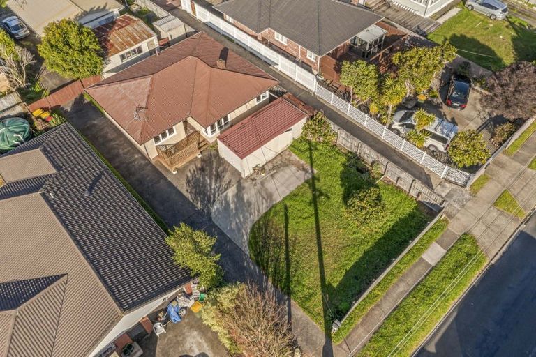 Photo of property in 20 Rosier Road, Glen Eden, Auckland, 0602