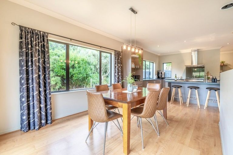 Photo of property in 16 Grant Road, Otatara, Invercargill, 9879