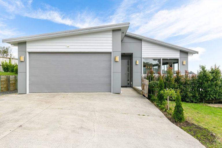 Photo of property in 6 Polestar Lane, Whitby, Porirua, 5024