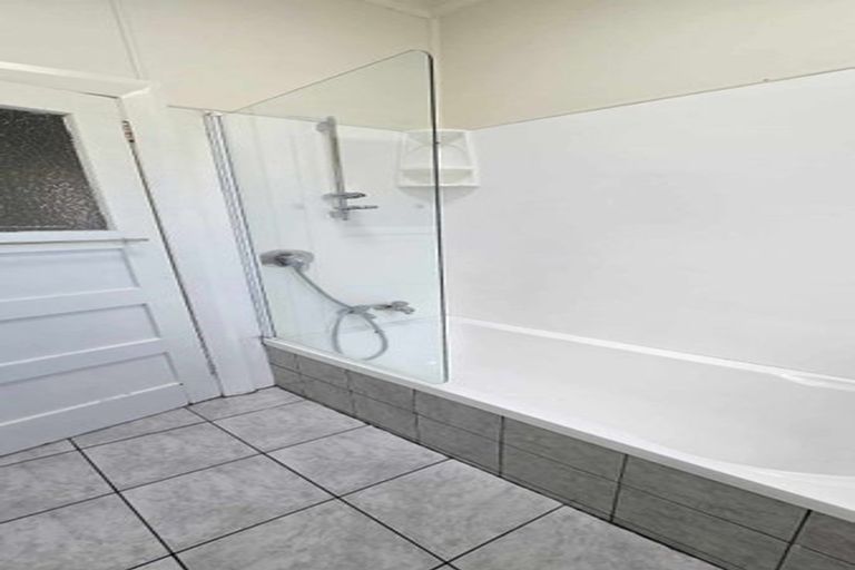 Photo of property in 64 Springhill Road, Mornington, Dunedin, 9011