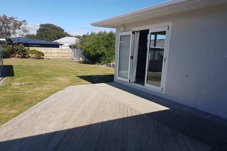 Photo of property in 23 Edwards Place, Terrace End, Palmerston North, 4410