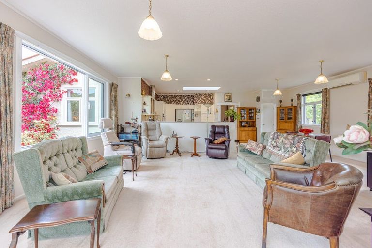 Photo of property in 6 Grey Street, College Estate, Whanganui, 4500