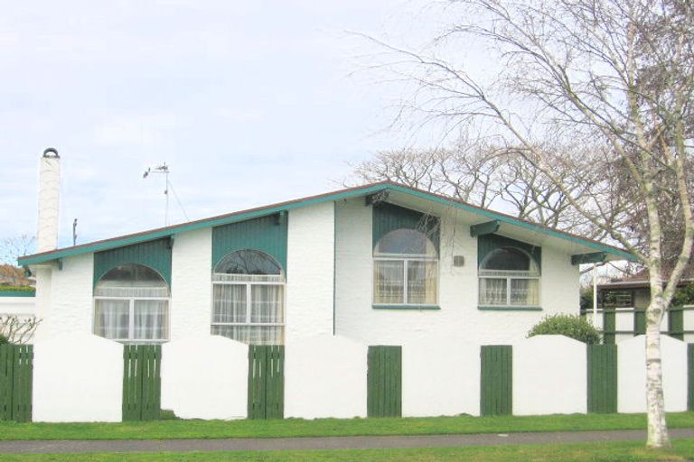 Photo of property in 10 Elmwood Crescent, Pukete, Hamilton, 3200