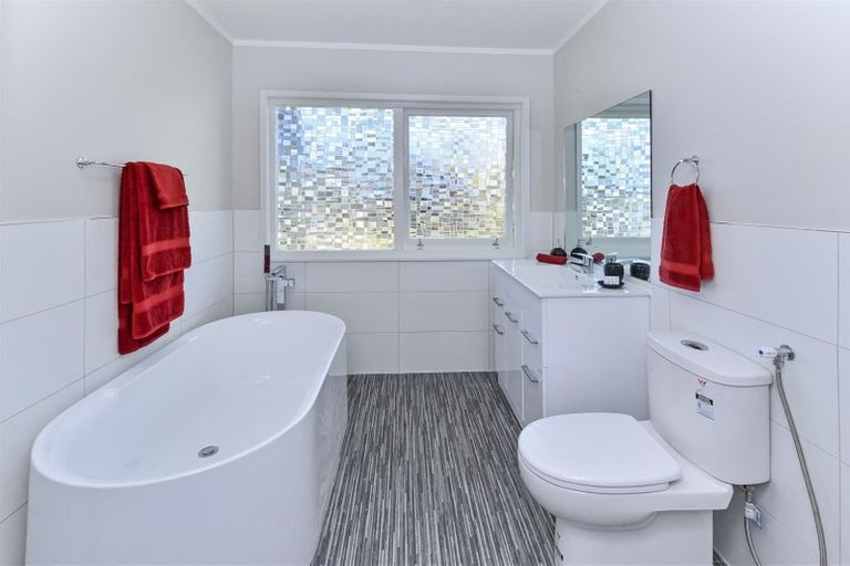 Photo of property in 7 Phoenix Place, Papatoetoe, Auckland, 2025