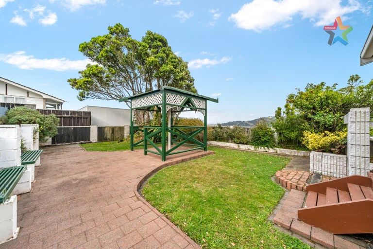 Photo of property in 14a Mossburn Grove, Kelson, Lower Hutt, 5010