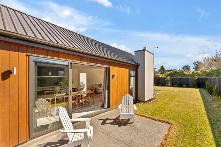 Photo of property in 16 Eleanor Lane, Casebrook, Christchurch, 8051