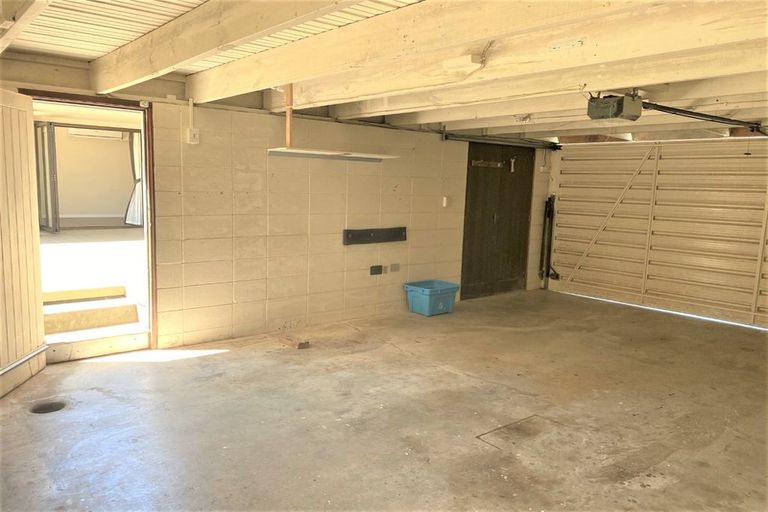 Photo of property in 21 Clivedene Street, Matua, Tauranga, 3110