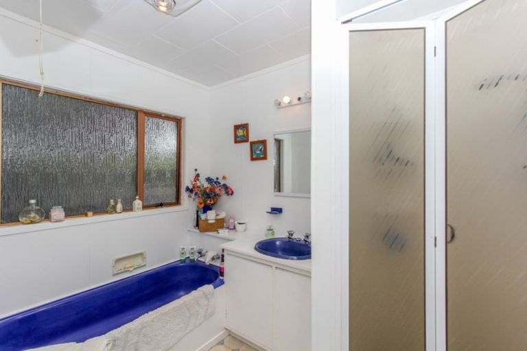 Photo of property in 6 Iwa Iti Street, Waitara, 4320