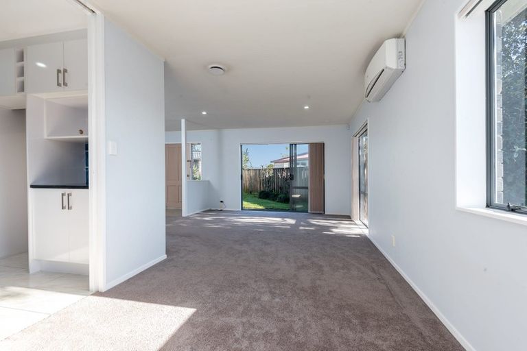 Photo of property in 18 Nedlands Place, Burswood, Auckland, 2013