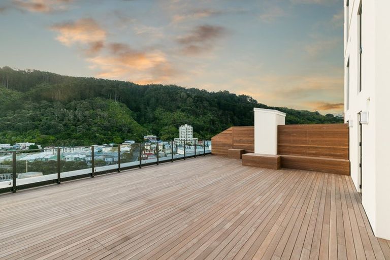 Photo of property in Frame Apartments, 802/111 Molesworth Street, Thorndon, Wellington, 6011