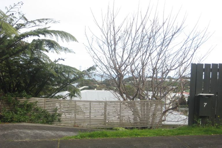 Photo of property in 7 Mount View Place, Spotswood, New Plymouth, 4310