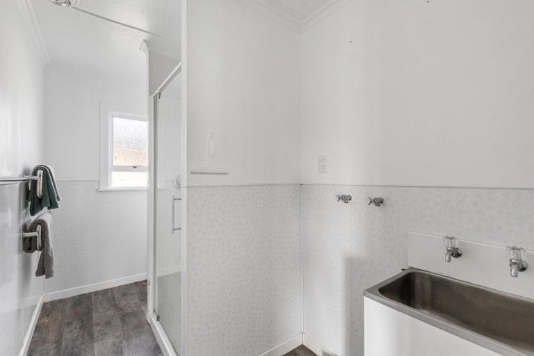 Photo of property in 20 King Street, Waitara, 4320