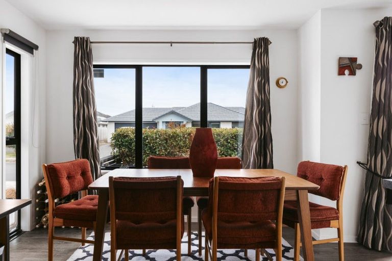 Photo of property in 56 Kuru Place, Papamoa, 3118