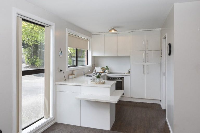 Photo of property in 1/10 Parr Place, Ilam, Christchurch, 8041