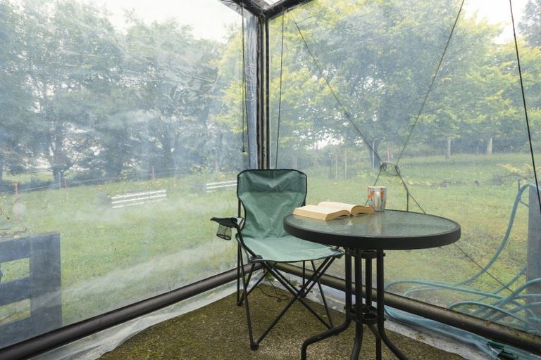 Photo of property in 21a Hamilton Road, Lake Rotoma, Rotorua, 3074