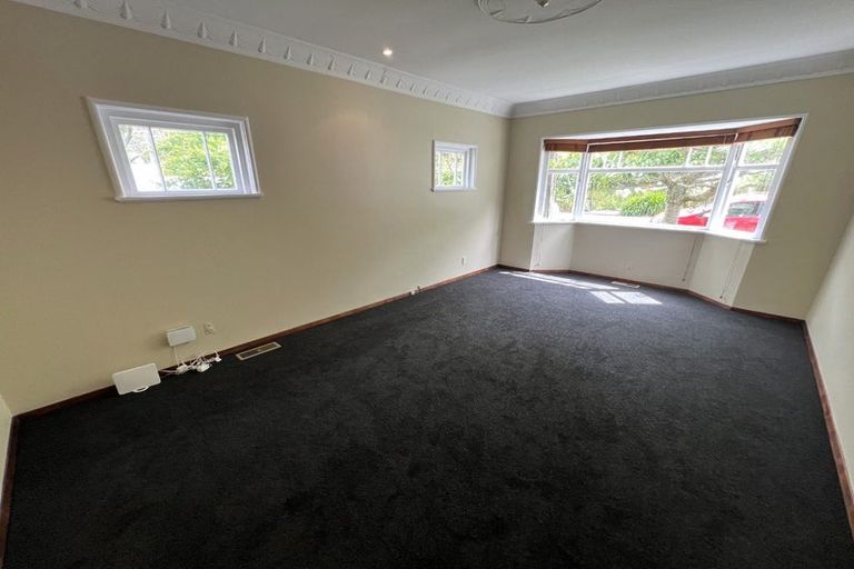 Photo of property in 90 Nottingham Street, Karori, Wellington, 6012