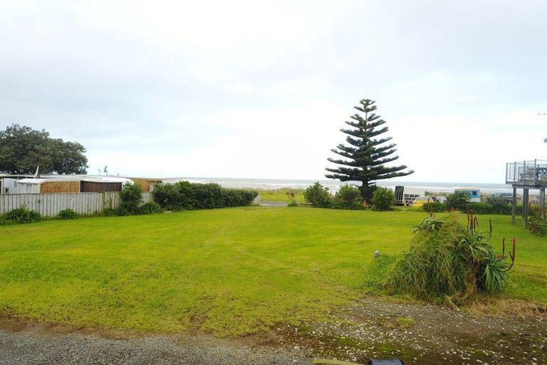 Photo of property in 75c Akitio Esplanade, Akitio, Pongaroa, 4991