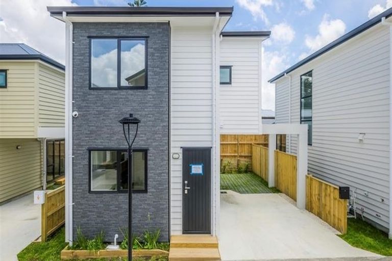 Photo of property in 7 Matukutureia Lane, Manurewa, Auckland, 2102