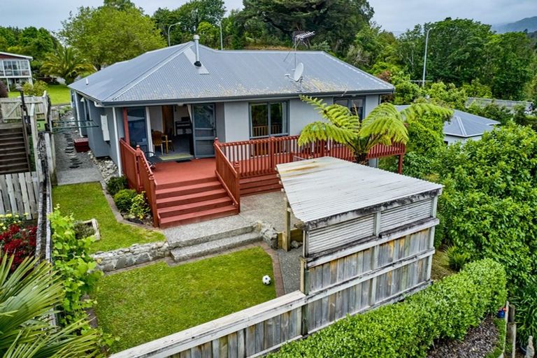 Photo of property in 3 Sunnyview Drive, Brown Owl, Upper Hutt, 5018