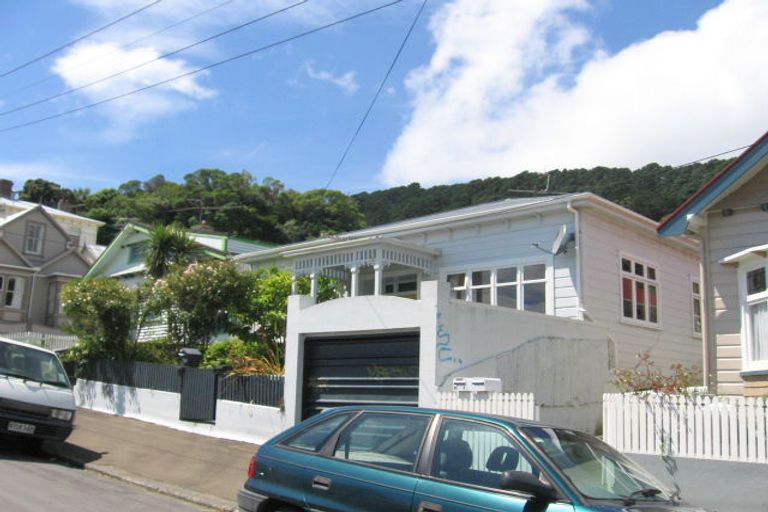 Photo of property in 39 Austin Street, Mount Victoria, Wellington, 6011