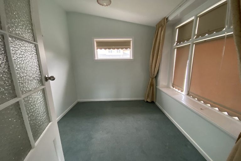 Photo of property in 17 Euston Street, Riccarton, Christchurch, 8041