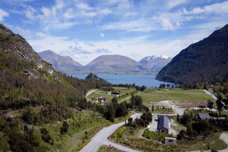 Photo of property in 27 Peregrine Falcon Road, Mount Creighton, Queenstown, 9371