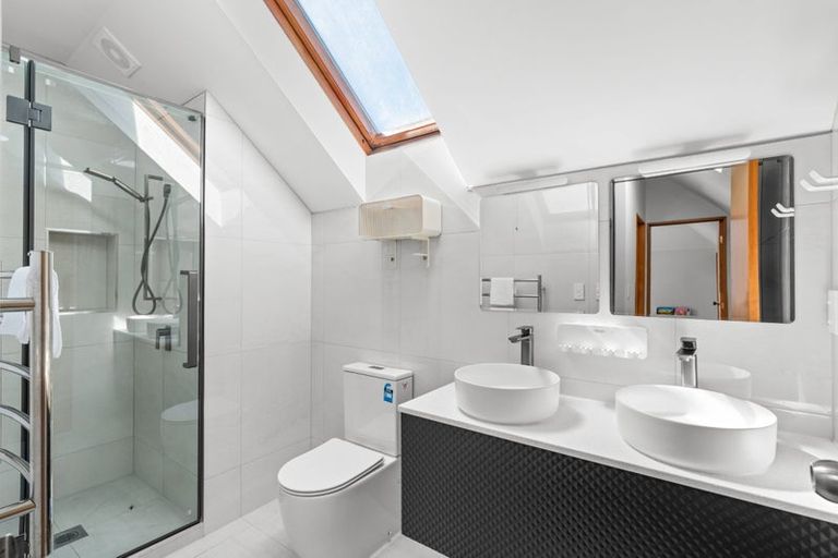 Photo of property in 71 Hamilton Avenue, Ilam, Christchurch, 8041