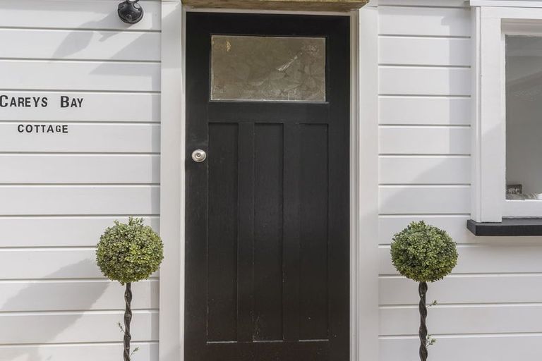 Photo of property in 4 Harbour Terrace, Careys Bay, Port Chalmers, 9023