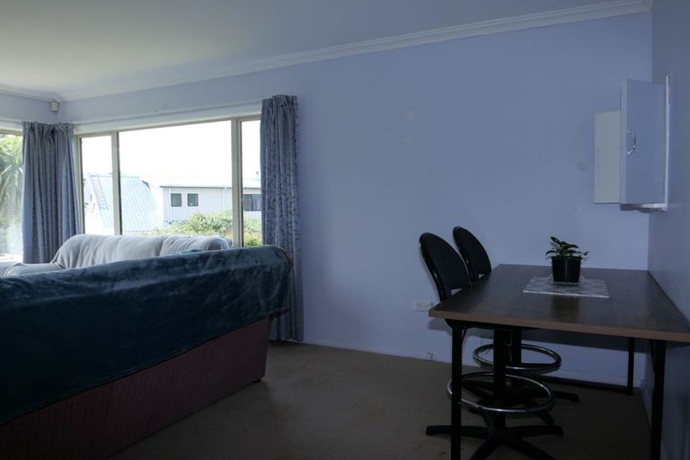 Photo of property in 3 Parakai Street, Paraparaumu, 5032