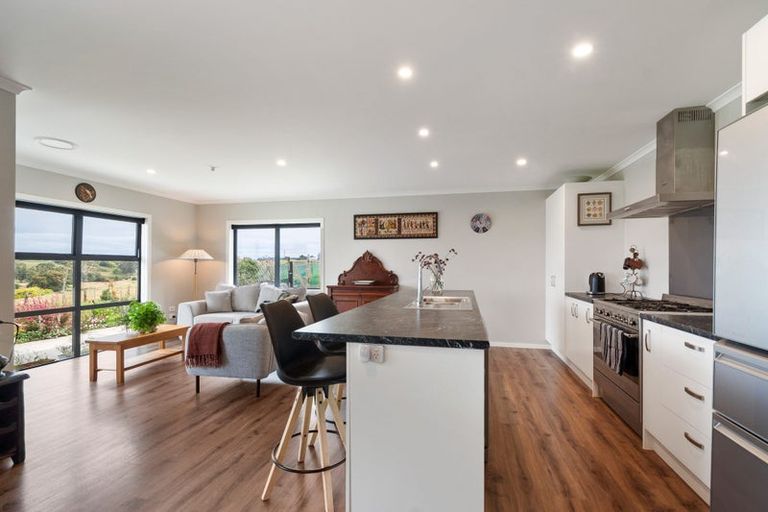 Photo of property in 29 Fry Road, Halcombe, Feilding, 4777