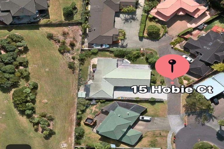 Photo of property in 15 Hobie Court, West Harbour, Auckland, 0618